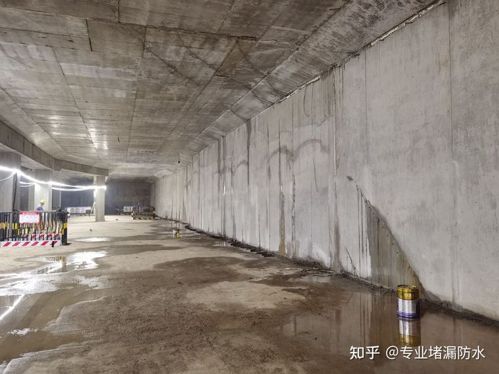 專業(yè)修繕武漢地下車庫(kù)滲漏水，武漢地鐵滲漏水，地下工程滲漏水。