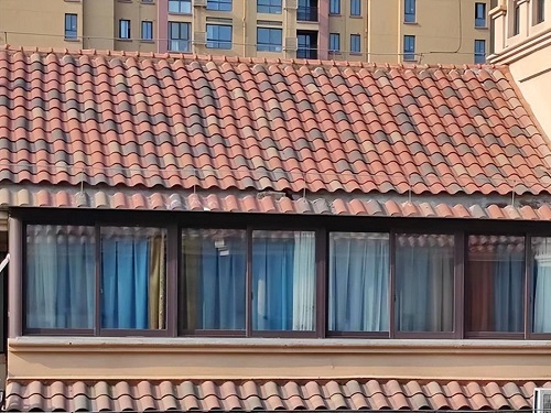 武漢梅雨季屋頂漏水的防水堵漏方法